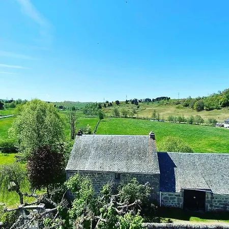 Le Bes, A La Chaldette Holiday home