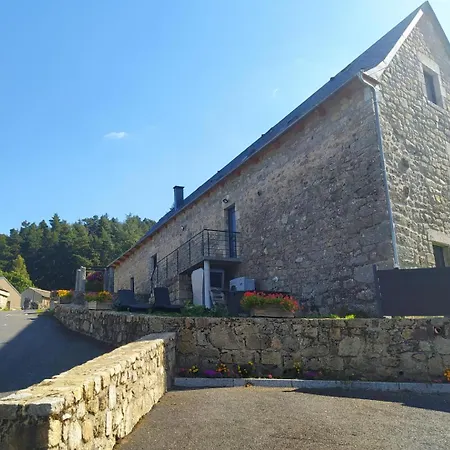 Le Bes, A La Chaldette Holiday home *